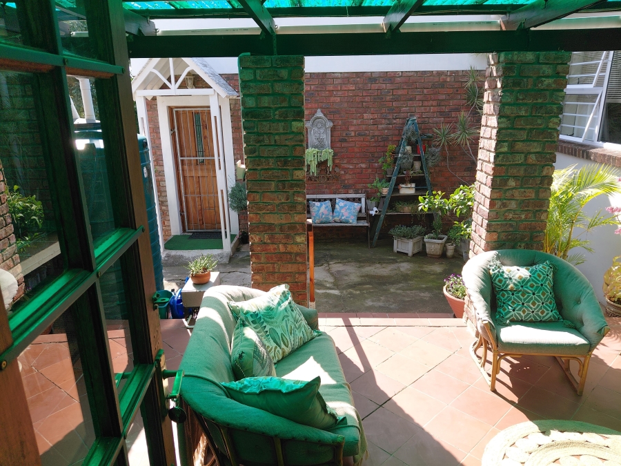 4 Bedroom Property for Sale in Bothasrus Eastern Cape